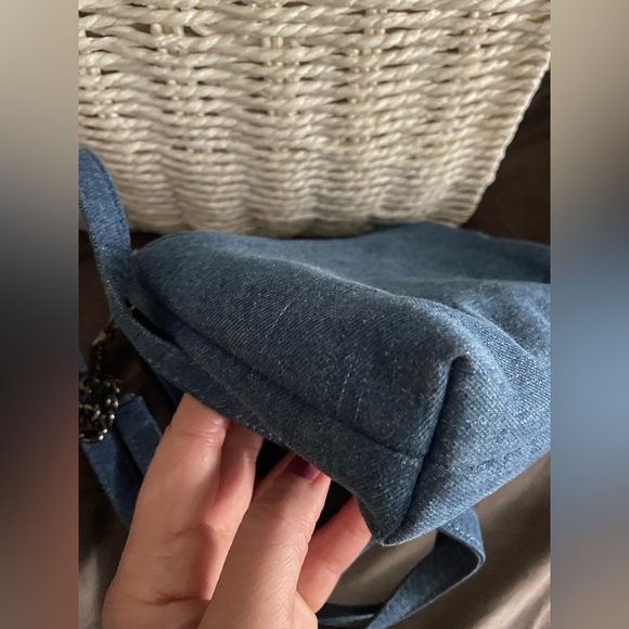 MARY FRANCES Queen Flamingo Embellished Denim Novelty Handbag - Picture 10 of 15